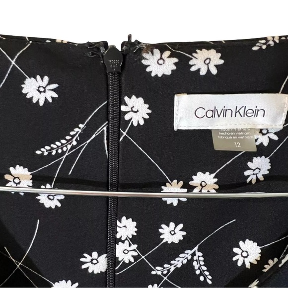 Calvin Klein Floral Jumpsuit Size 12 Black and White Sleeveless Floral Waist Tie - Picture 9 of 9